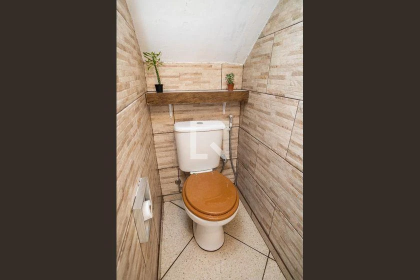 Casa de 100 m² com espaço de home office e máquina de lavar — photo 15