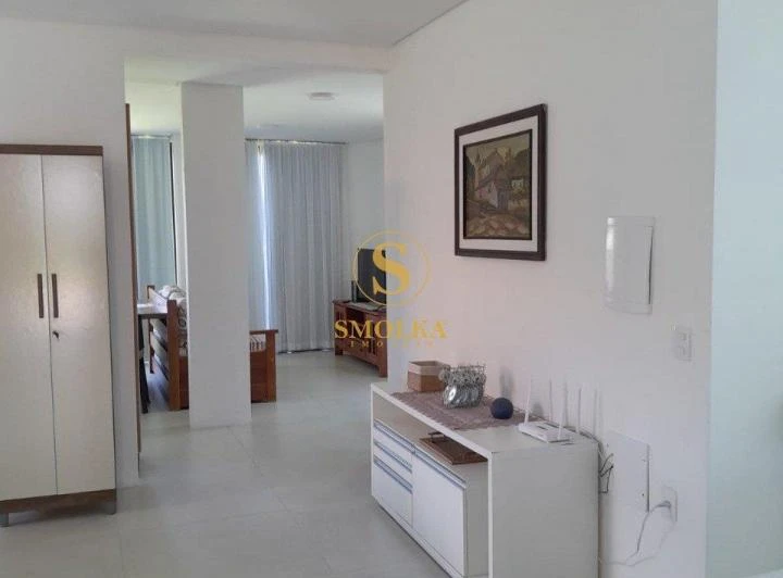 425 m² house with open-plan gas kitchen and 4 bedrooms — photo 8