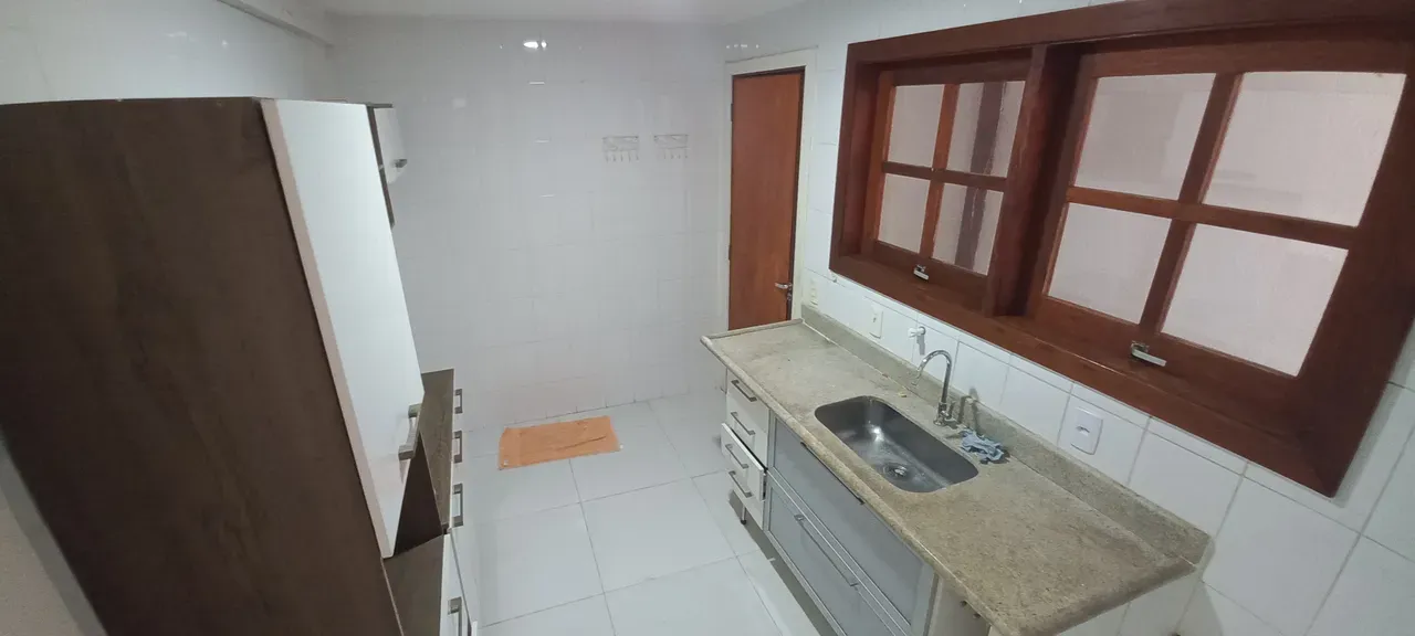 Unfurnished house with a closed kitchen and gas stove — photo 28