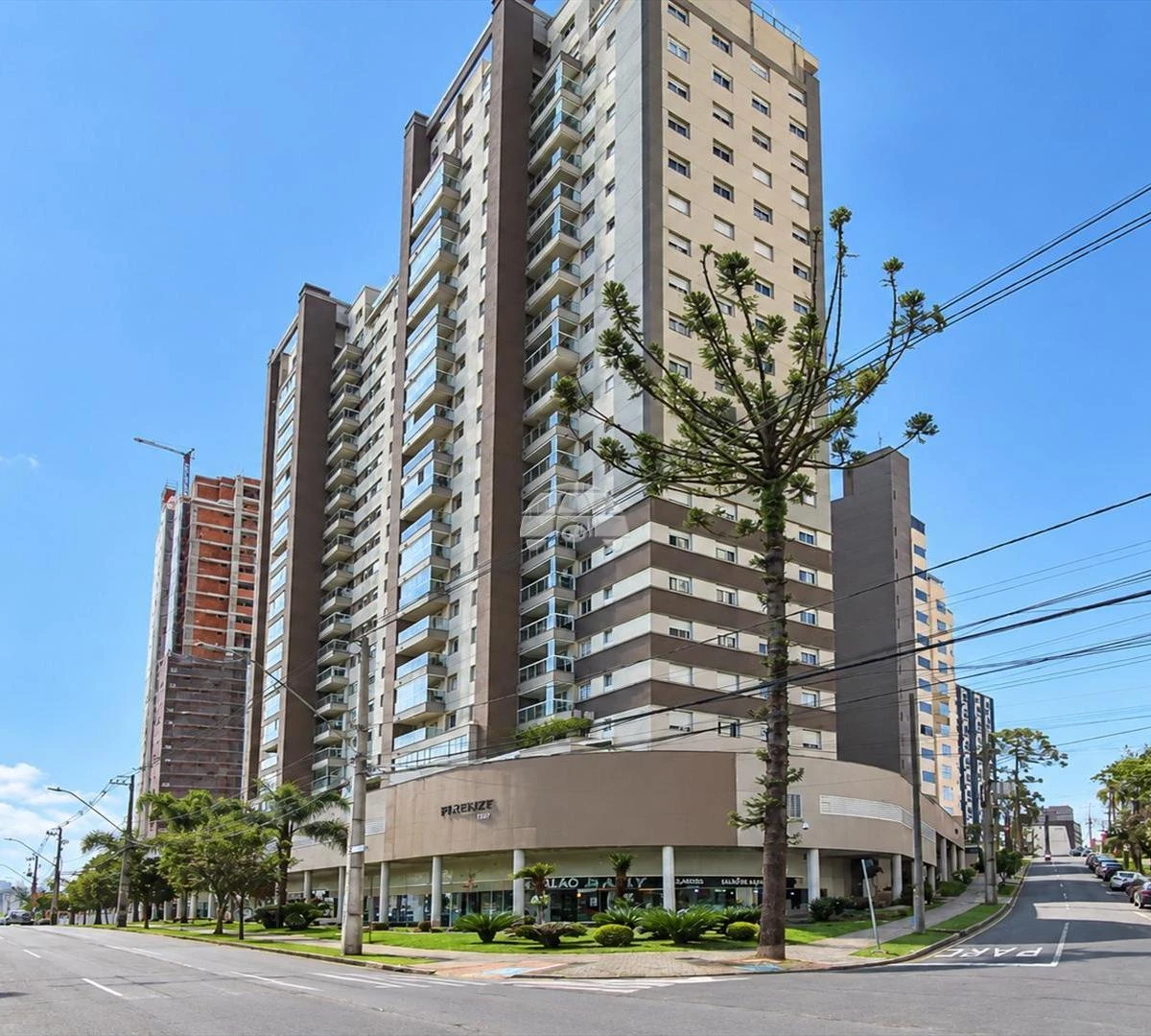 Furnished 78 m² apartment: 2 bedrooms, 1 bath and 2 parking — photo 34