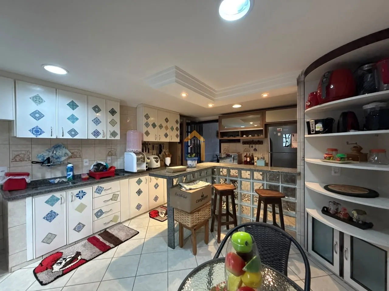 3-bedroom house with a home office — photo 10