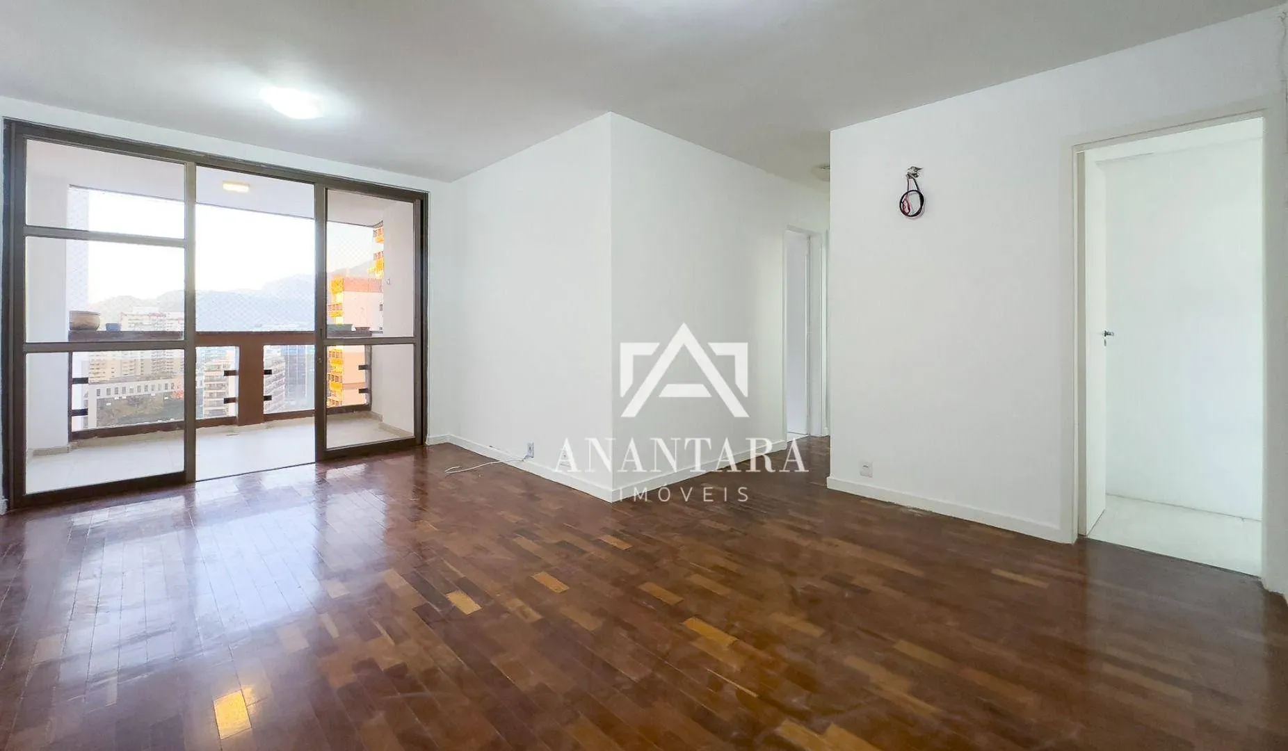 2-bedroom apartment with a water view in Rio de Janeiro — photo 3