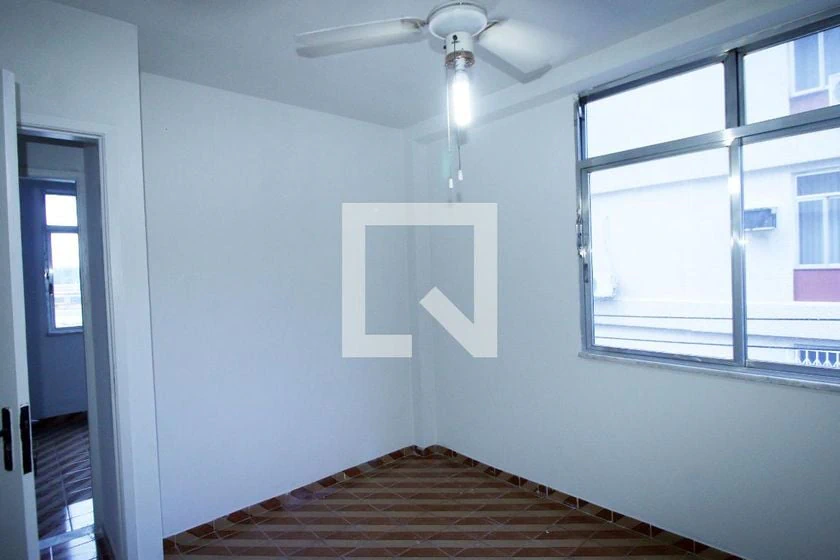 2-bedroom apartment in a building with a gym — photo 26