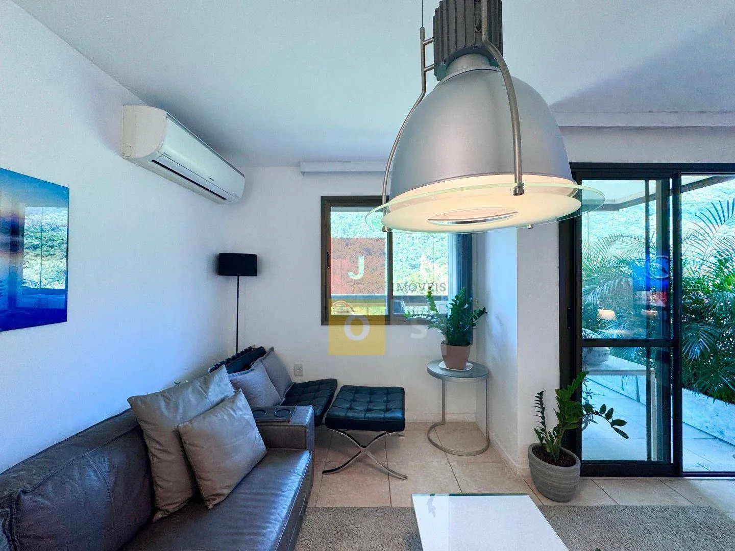 160 m² penthouse with 3 bedrooms and 2 en-suites — photo 33