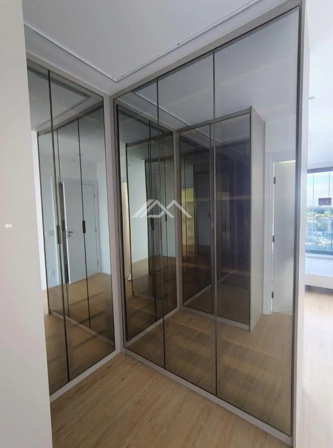 4-bedroom unfurnished apartment with glassed balcony — photo 22