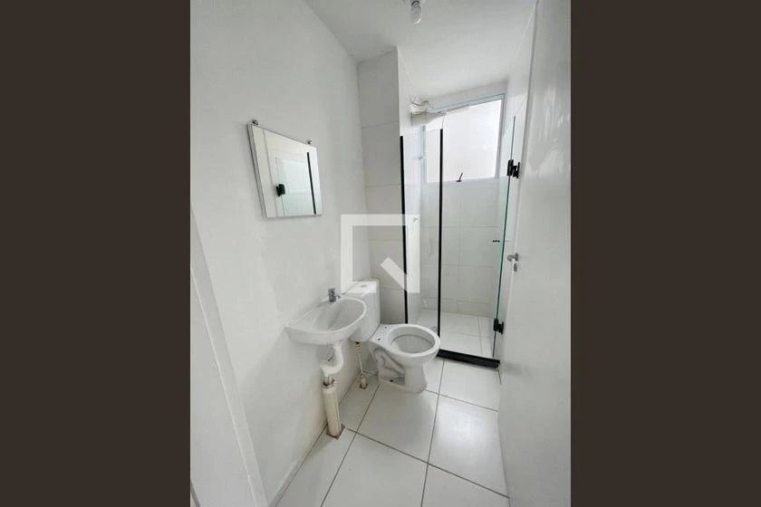 2-bedroom apartment with a compact kitchenette — photo 15