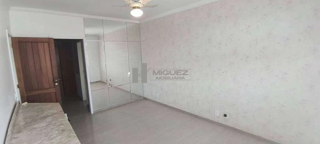 Furnished 321 m² apartment with 4 bedrooms and 2 parking — photo 11