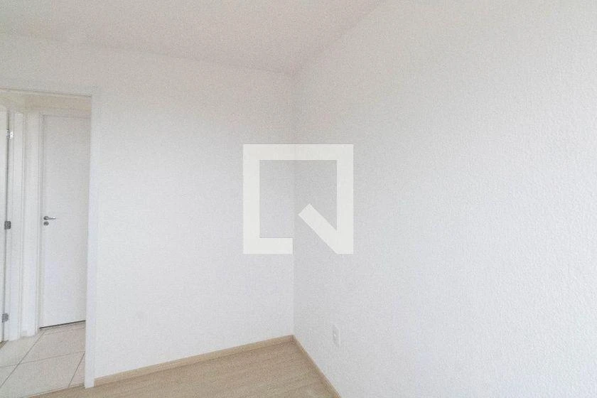 2-bedroom apartment in a building with a gym — photo 14