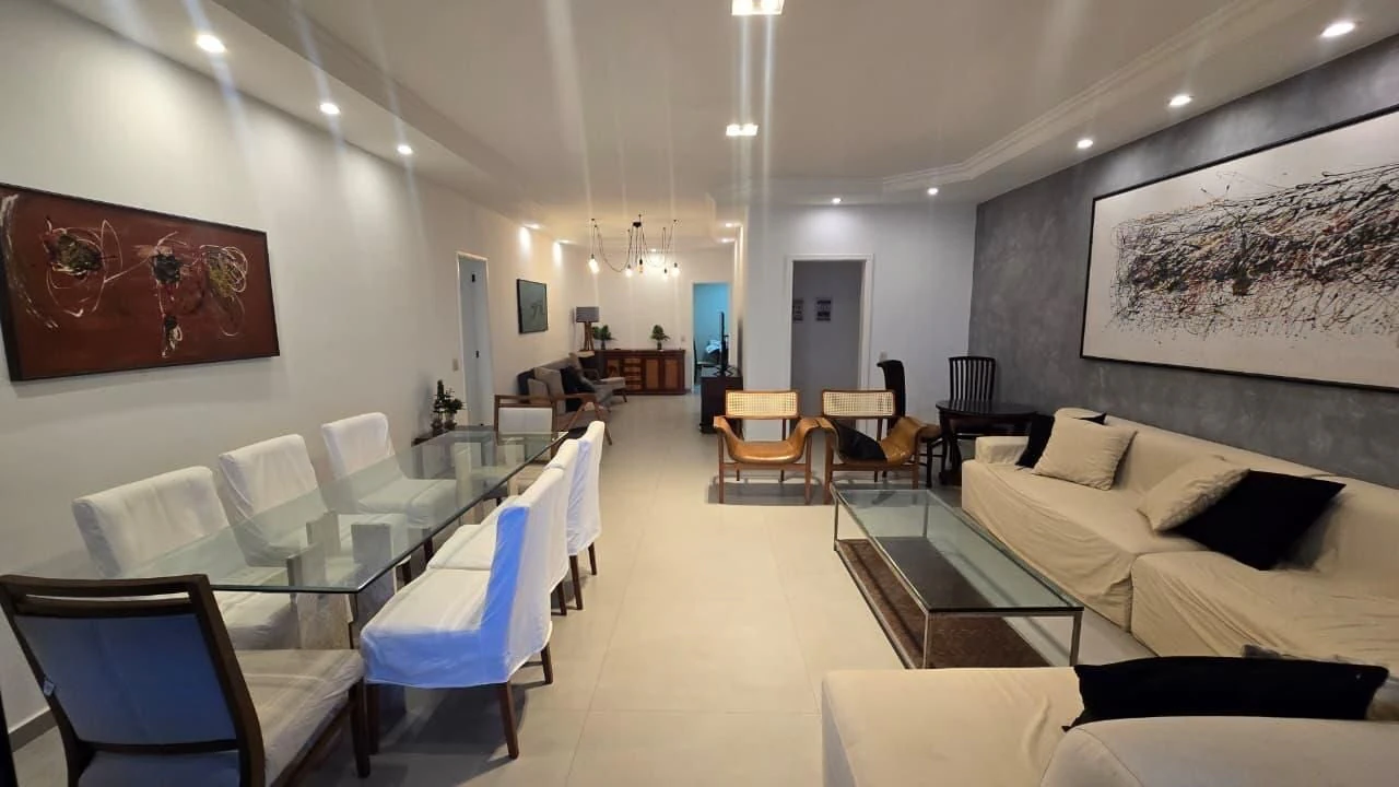 4-bedroom apartment in a building with a sauna — photo 4
