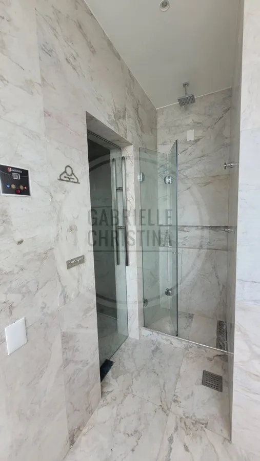 Rental penthouse with 5 bedrooms and 5 bathrooms — photo 22