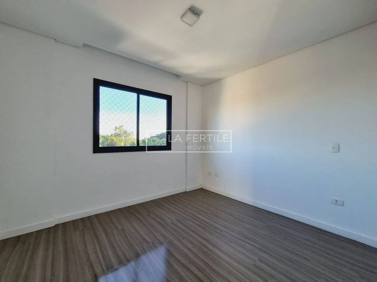115 m² apartment with 2 bedrooms and an open-plan kitchen — photo 14