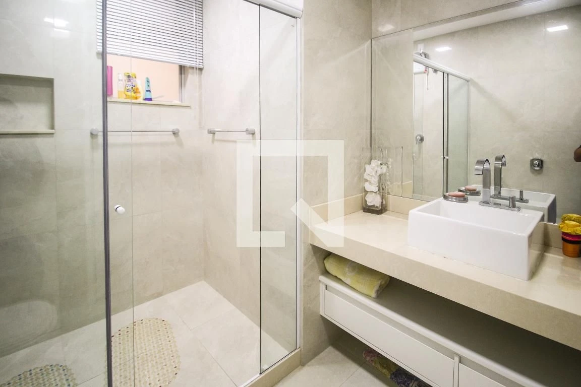 Washing machine in a 3-bedroom apartment, 136 m² — photo 30