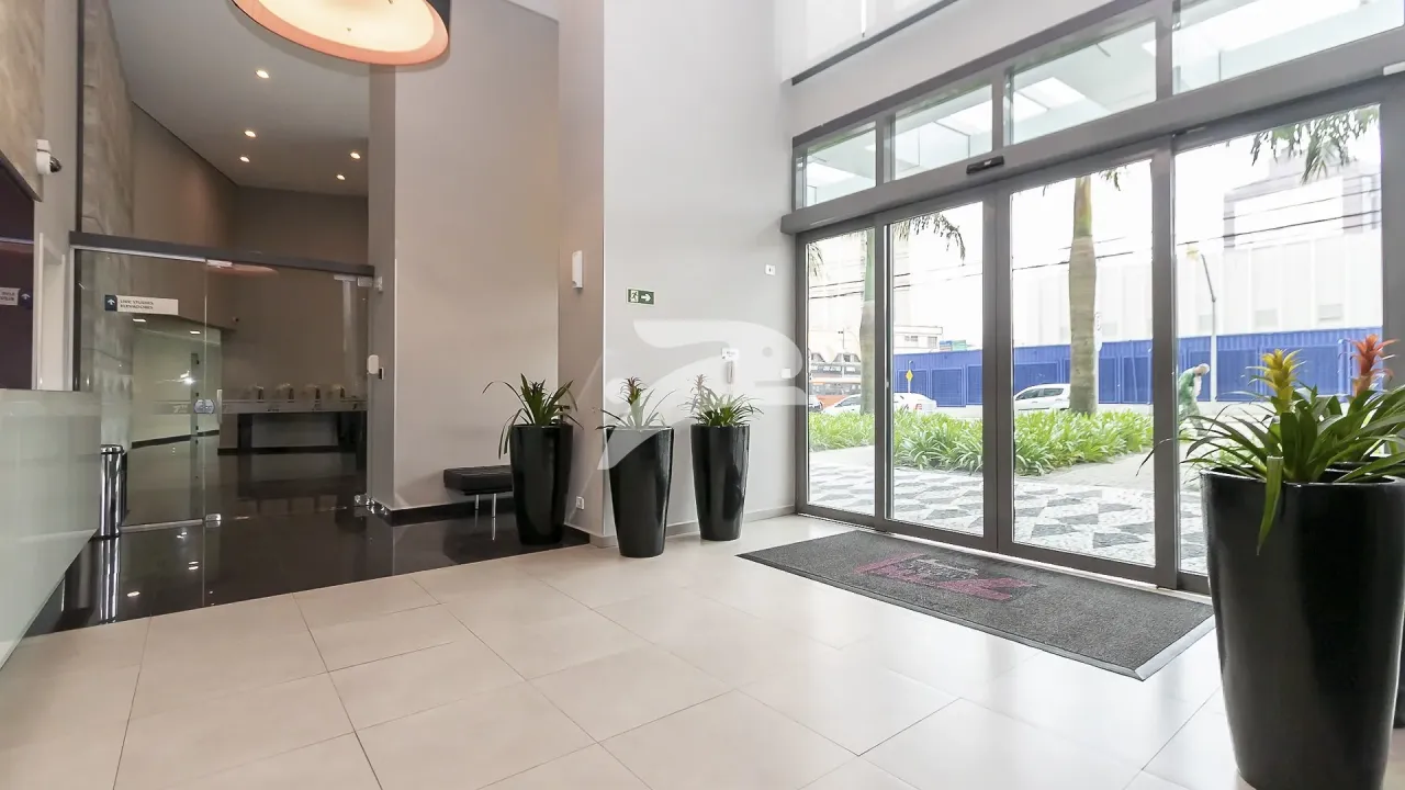 Apartamento amueblado de 1 dormitorio con balcón — photo 15