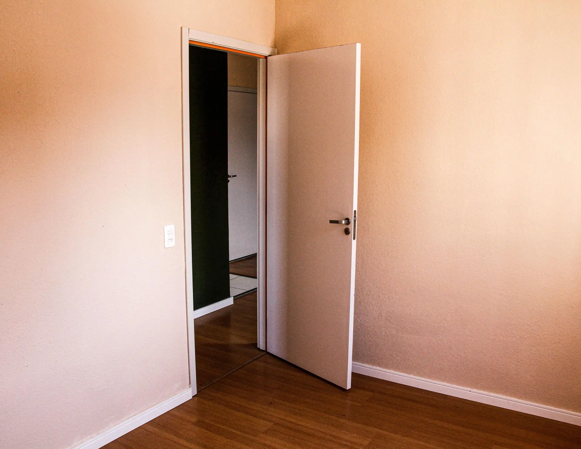 Apartamento com piso de madeira ou laminado, Guaratiba — photo 3