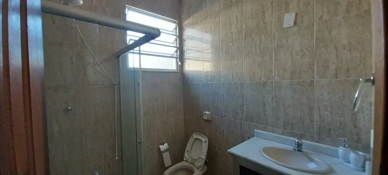 Unfurnished house with 2 bedrooms and 1 parking space — photo 12