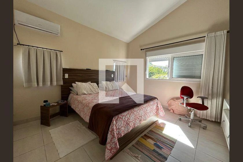 Furnished 284 m² house with 4 bedrooms and balcony — photo 20