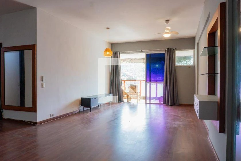 Home office in a 4-bedroom apartment, 174 m² — photo 15