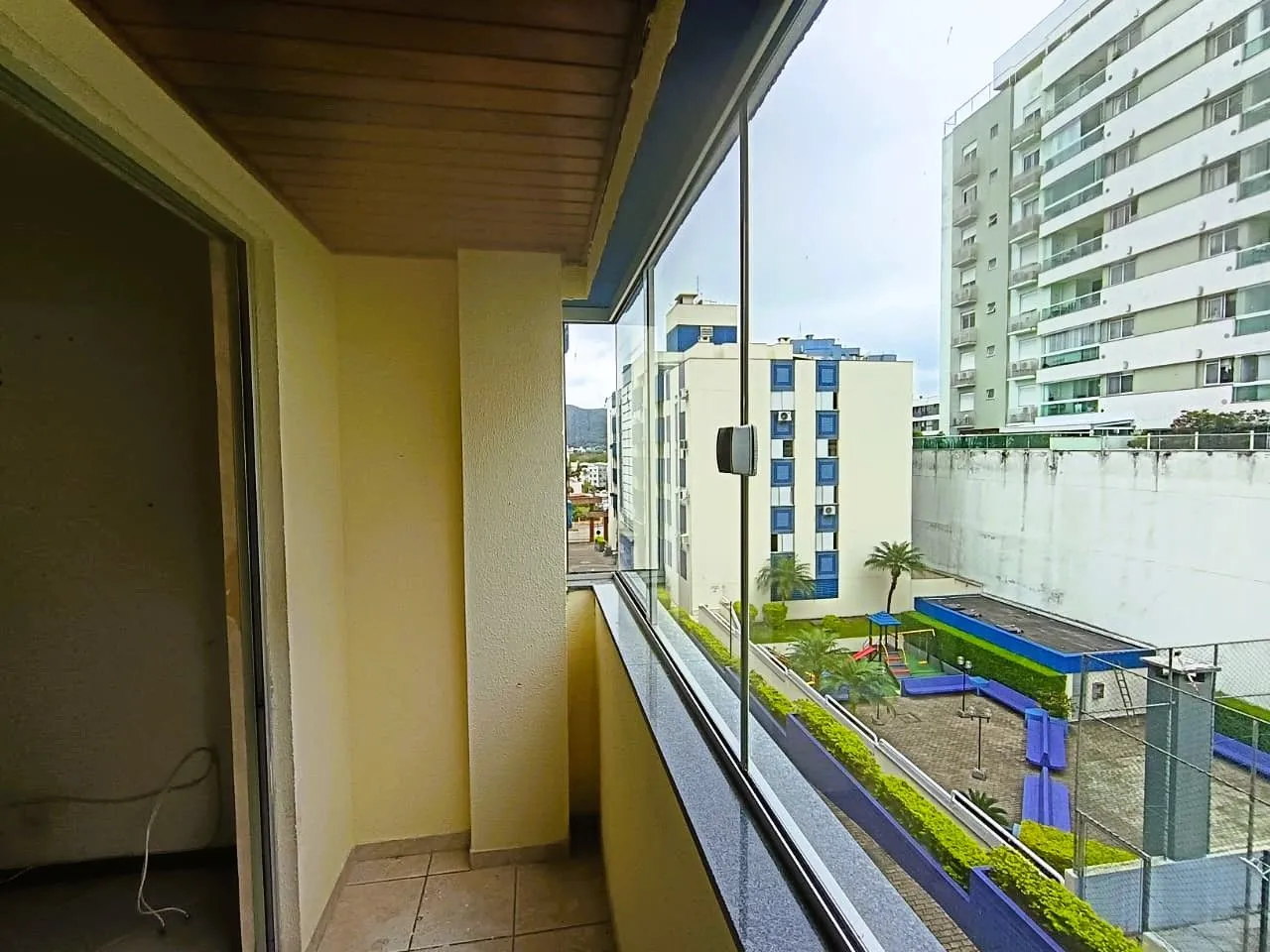 3-bedroom apartment, 1 with its own bathroom, 89 m² — photo 10