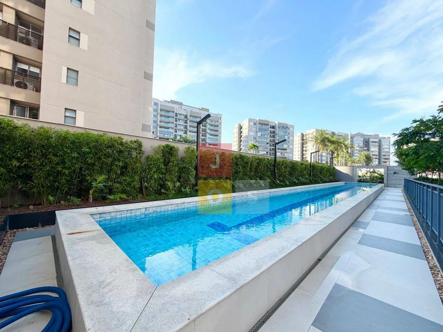 80 m² apartment with 2 bedrooms and a glass balcony — photo 106