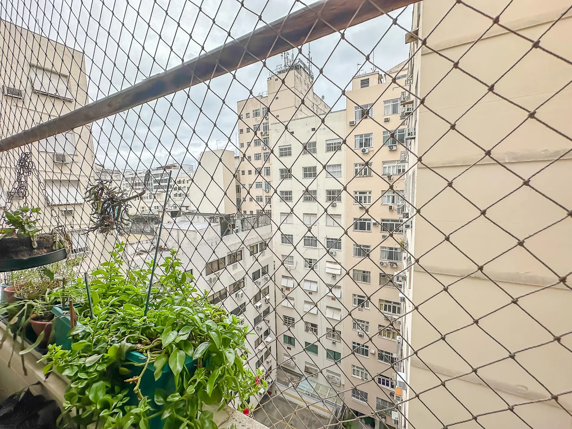Ванна та 4 спальні: квартира 206 м² — photo 39