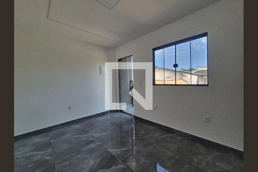 House, 400 m², with a washing machine — photo 12