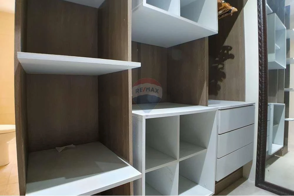 Гардеробна та 4 спальні: будинок 166 м² — photo 24