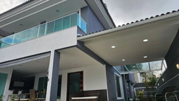 458 m² house with 6 bedrooms and a private BBQ area — photo 7