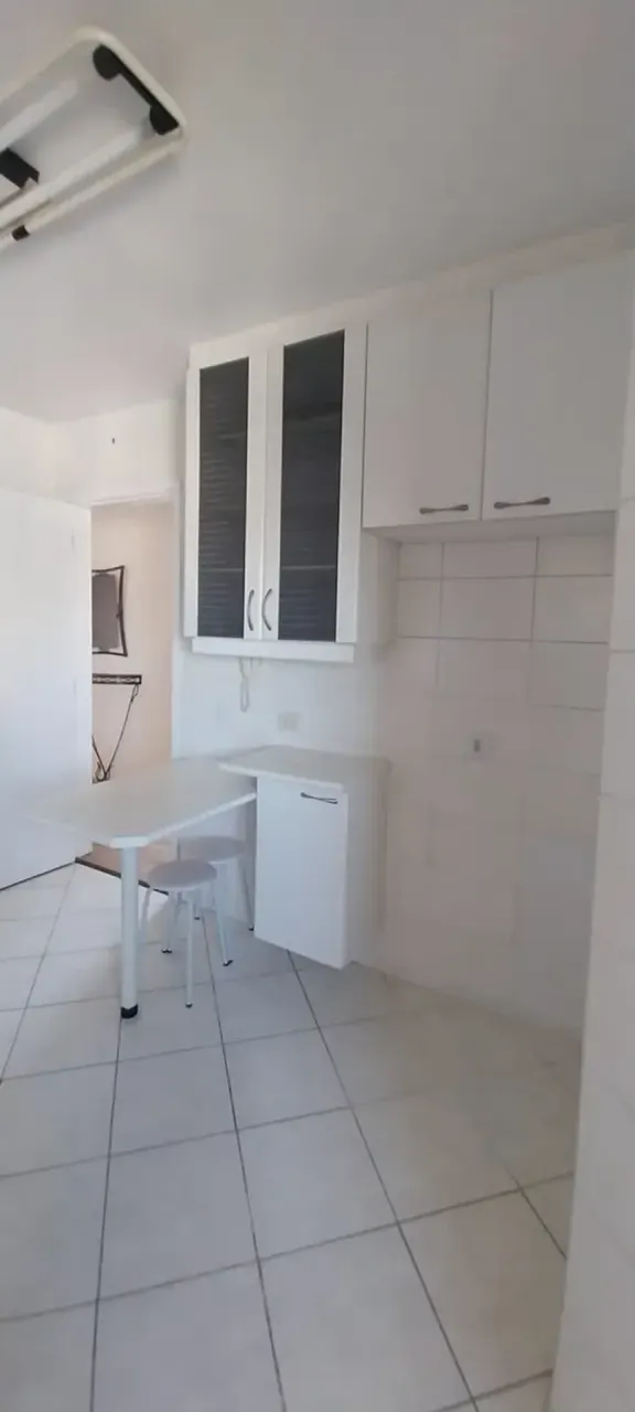 Apartment with 3 bedrooms and an enclosed gas kitchen — photo 7