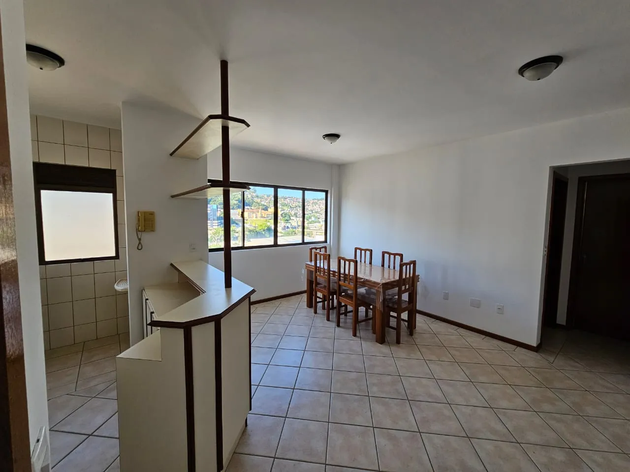 Furnished 1-bedroom apartment with a balcony — photo 2