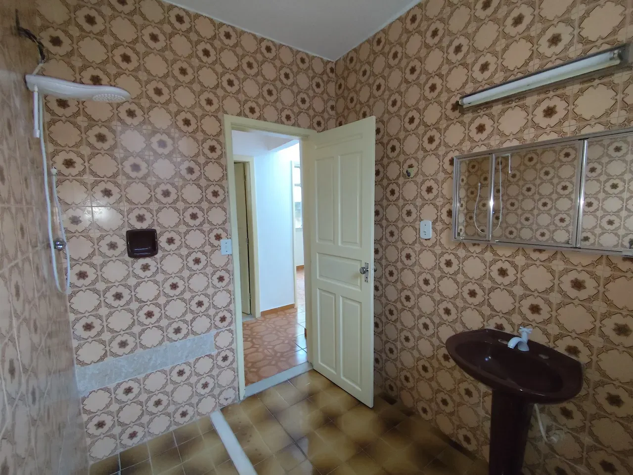 House with 3 bedrooms and 3 bathrooms, 1 parking spot — photo 35