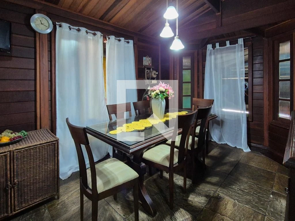 Casa mobiliada com 3 quartos e jardim privativo — photo 4