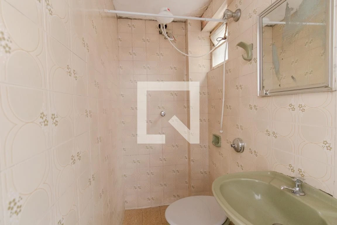 Apartment, 37 m², with wood or laminate floors — photo 9