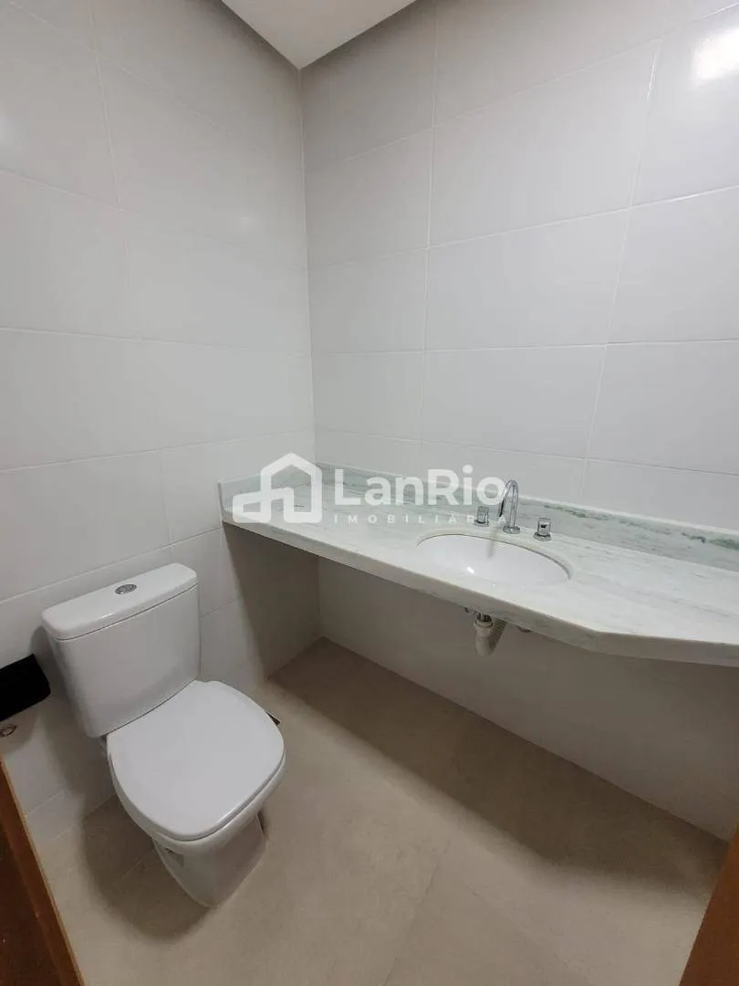 Water view in a 4-bedroom apartment, 240 m² — photo 12