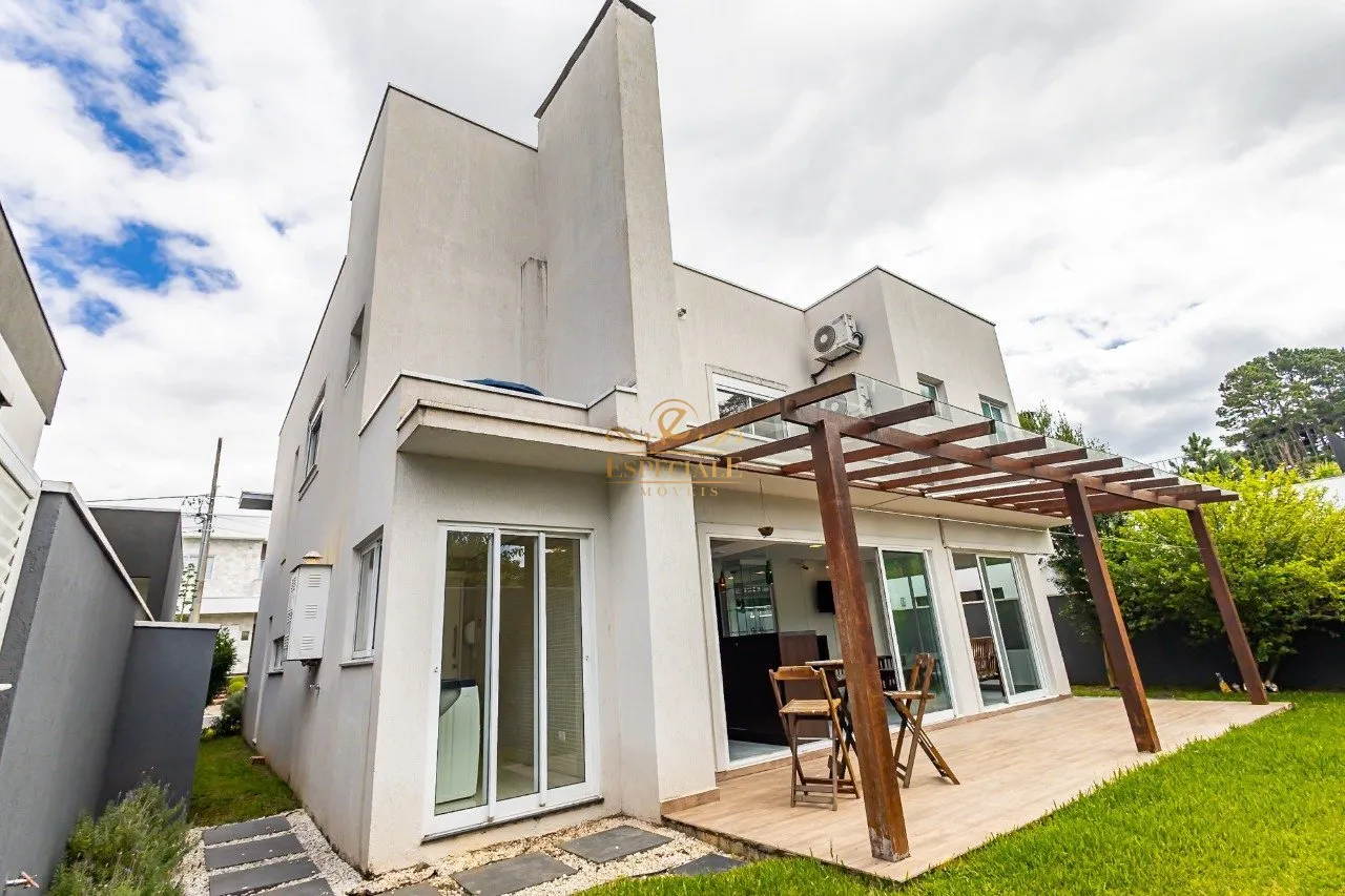 Condo house with 4 bedrooms and a private garden — photo 53