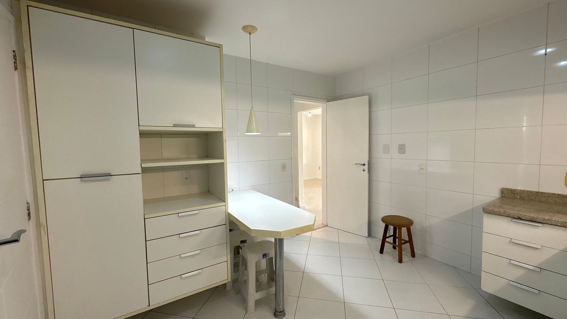 House, 188 m², with a jacuzzi — photo 19
