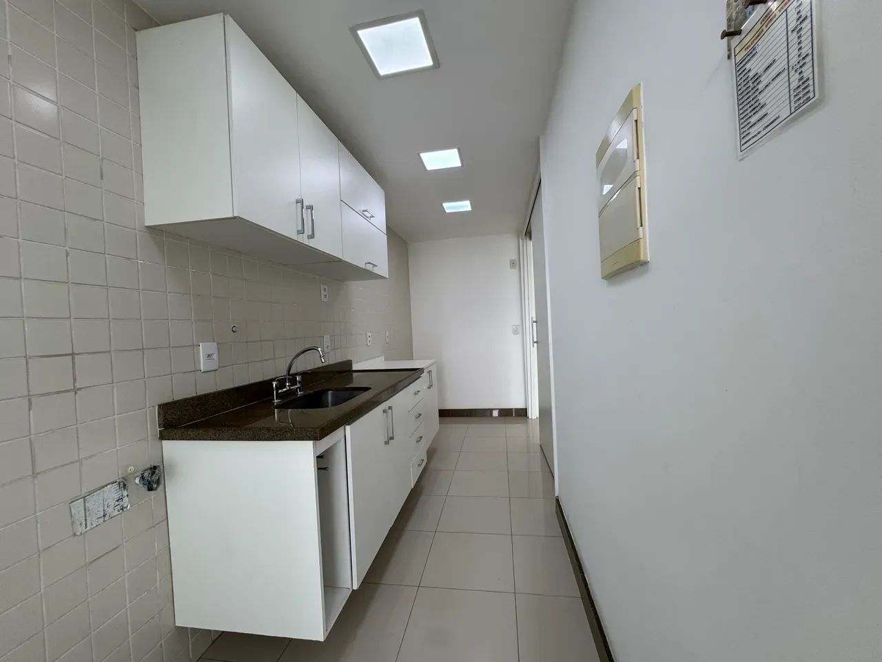 Apartment, 78 m², with a glass-enclosed balcony — photo 2