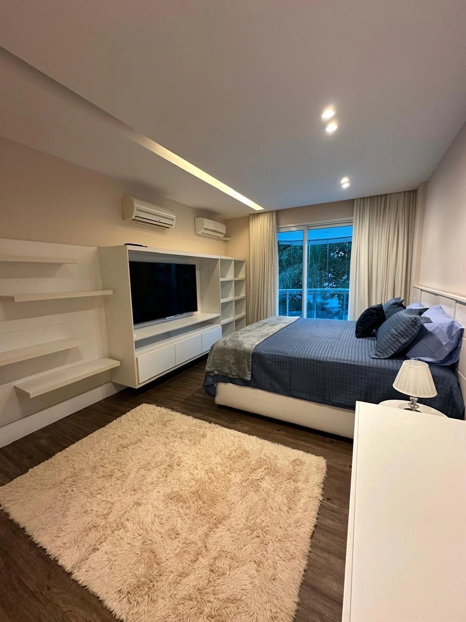 Apartamento mobiliado reformado com 4 suítes e 392 m² — photo 12