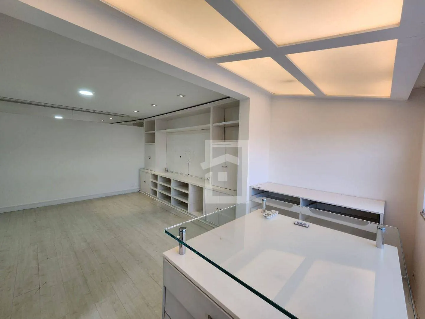 Duplex penthouse with 5 bedrooms and 5 bathrooms — photo 48