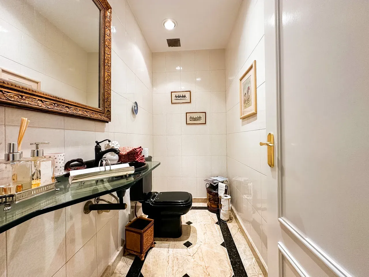 Furnished house with 4 bedrooms and 2993 m², 3 en-suites — photo 41