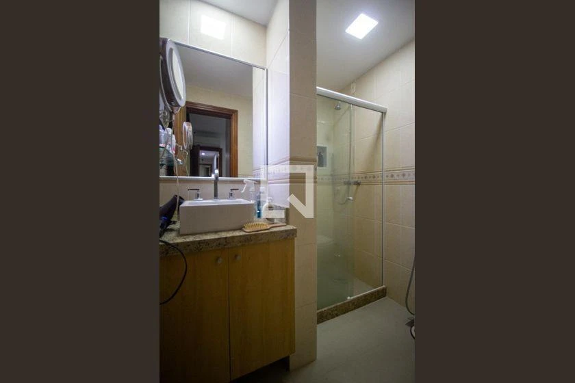 Apartamento mobiliado com 4 quartos e jacuzzi no prédio — photo 62