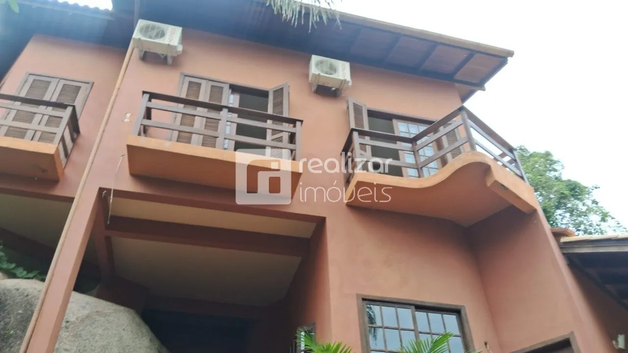 House for rent with 5 bedrooms and a private garden — photo 8