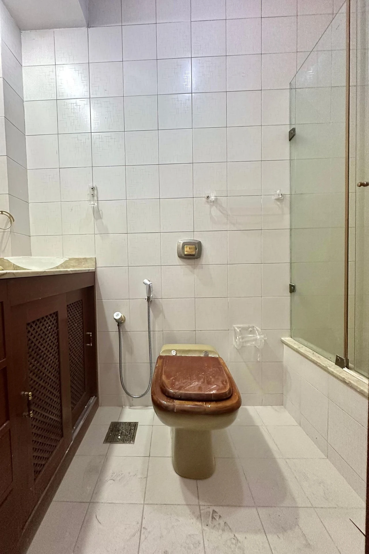 Квартира без меблів з 3 спальнями та 3 ванними кімнатами — photo 33