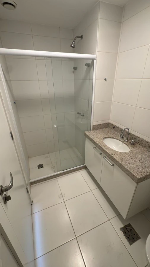 79 m² apartment with 2 bedrooms and 2 bathrooms — photo 8