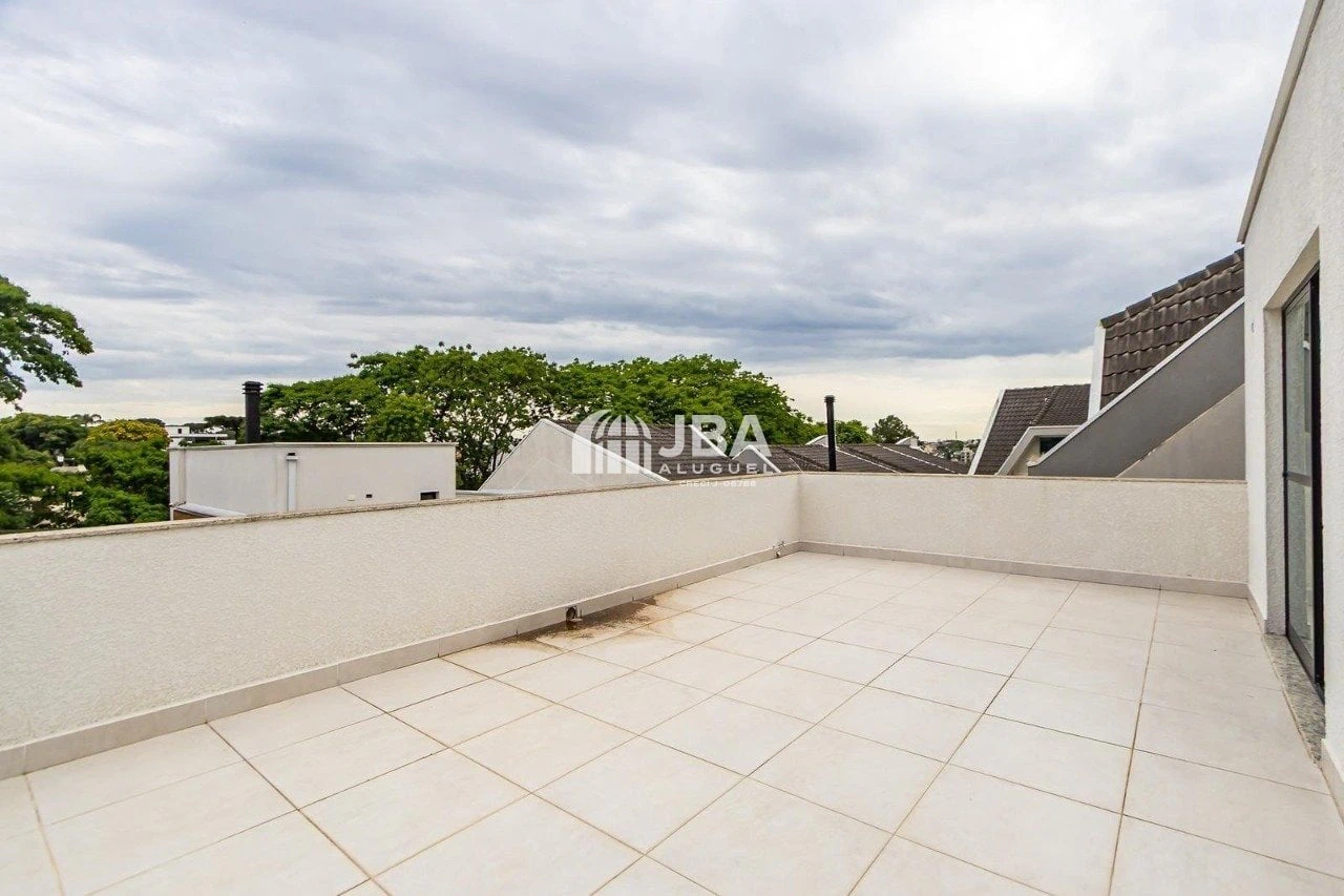 Floor-to-ceiling windows in a 2-bedroom house, 143 m² — photo 27