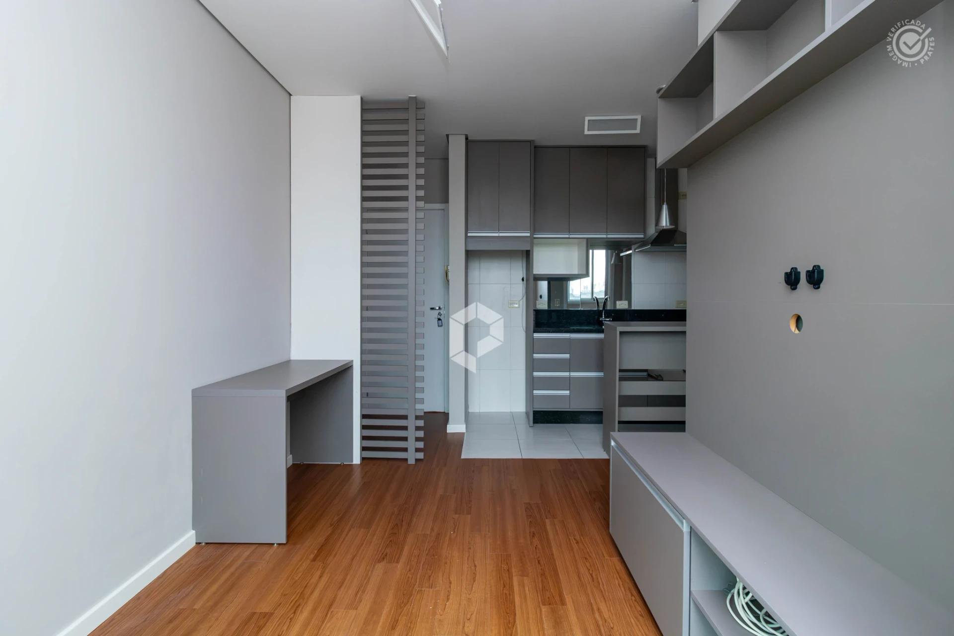 One-bedroom apartment with a home office in Curitiba — photo 11