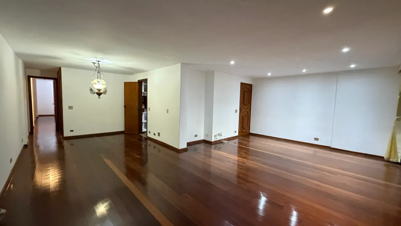 Apartamento para locação de 173 m² com 3 suítes e 2 vagas — photo 9