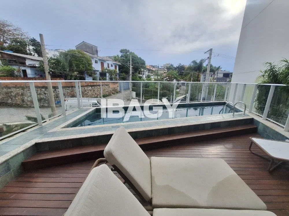 Apartment, 50 m², with a glass-enclosed balcony — photo 20