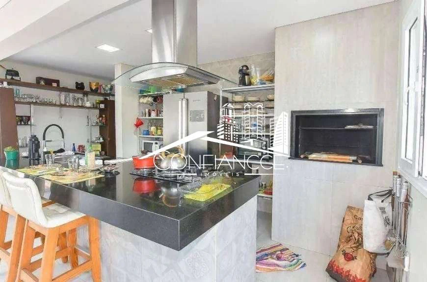House with balcony and 3 bedrooms, 446 m² — photo 2