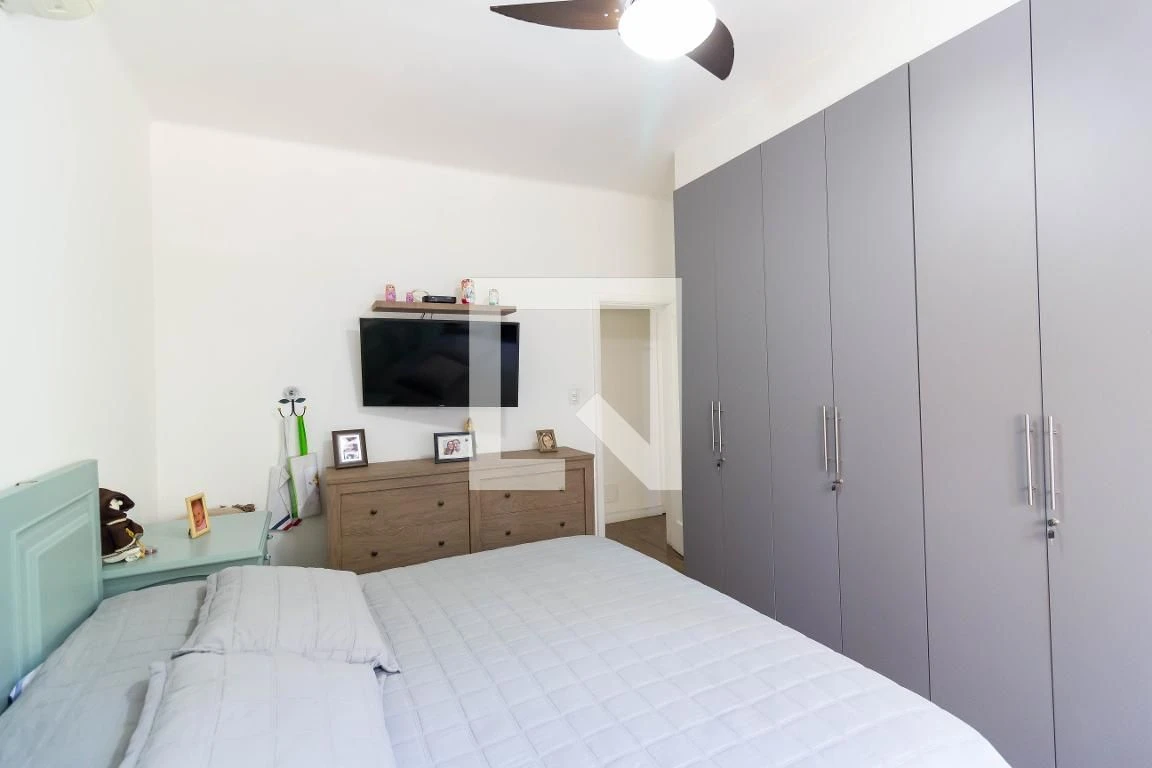 125 m² apartment with a jacuzzi and a bathtub — photo 27