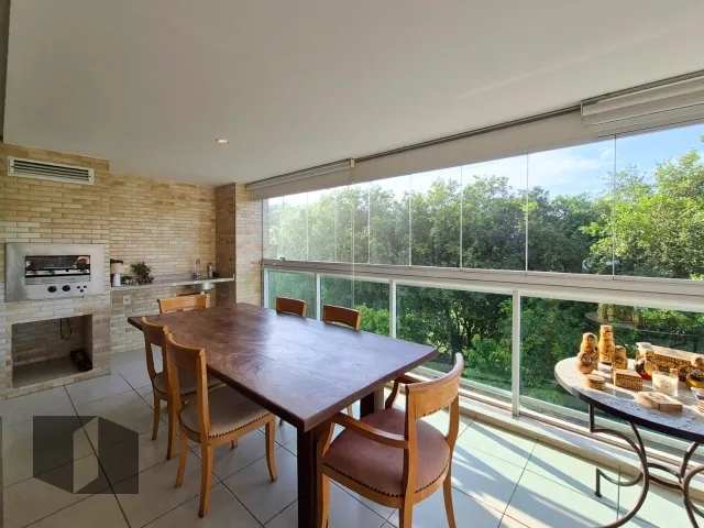 Apartment with 4 bedrooms and 4 bathrooms — photo 11